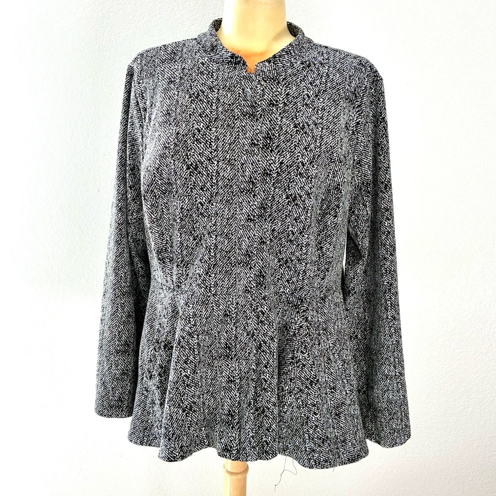 Preowned Torrid jacket blazer size 2.